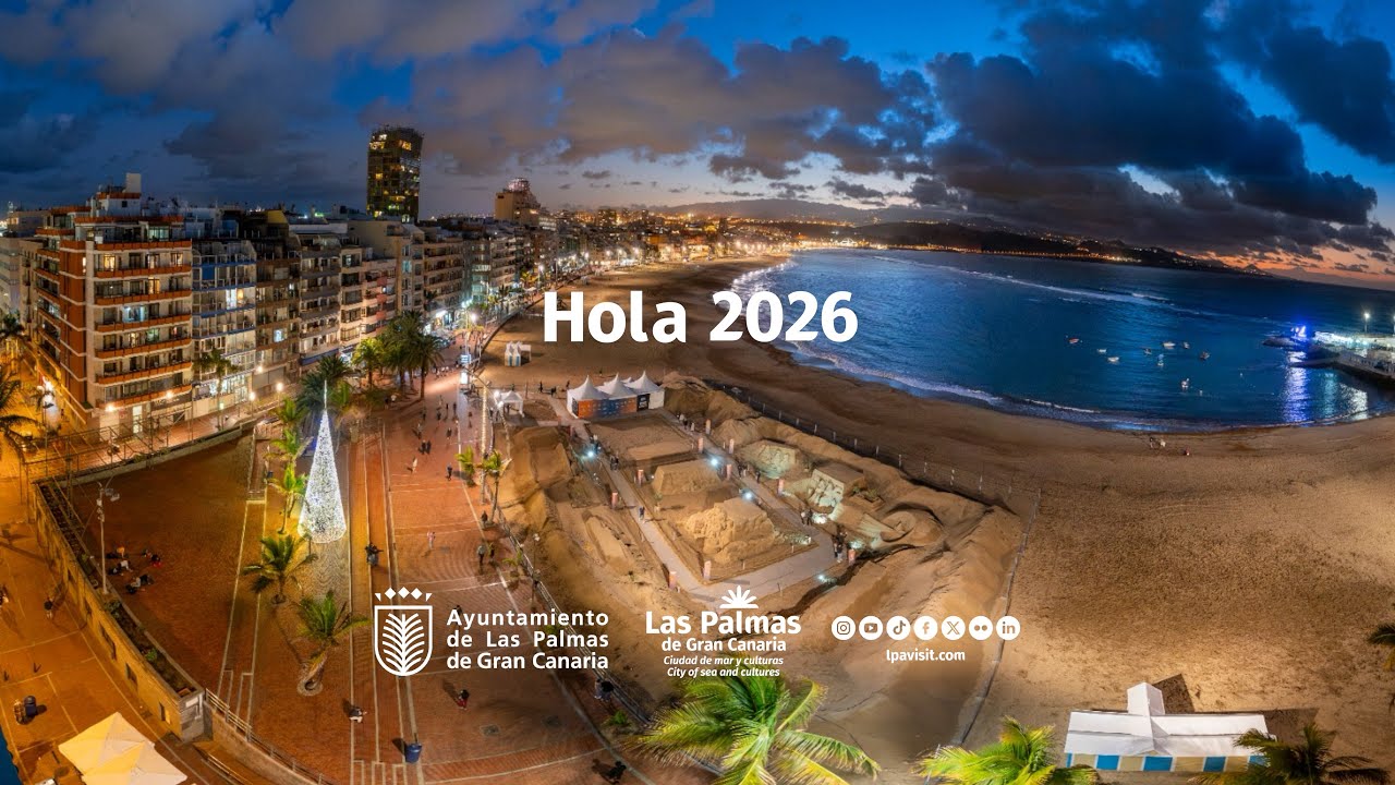 La ciudad saluda al 2026 desde Las Canteras